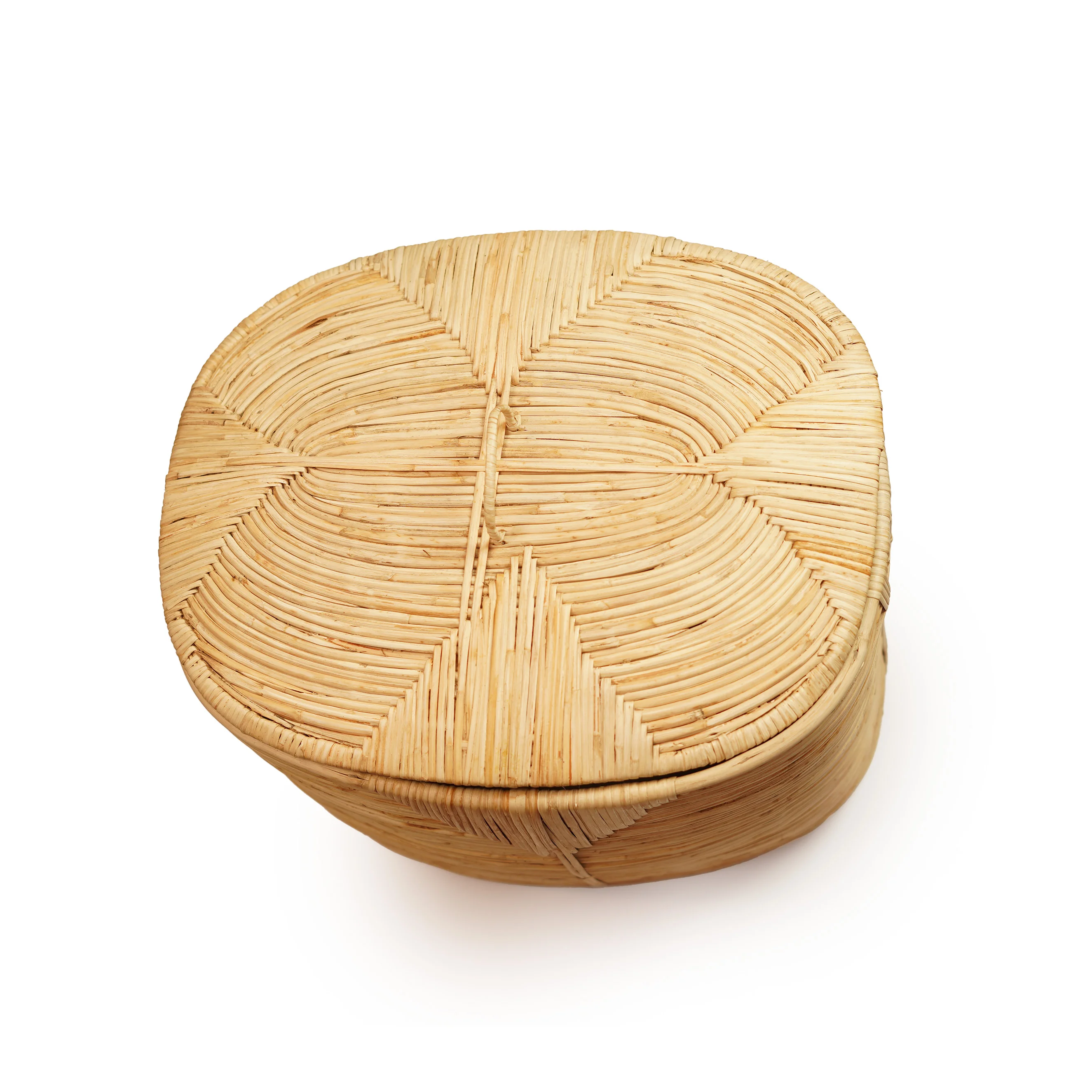 Handcrafted Natural Cane & Rattan Oval Laundry Hamper Basket with Lid - Thumbnail 3